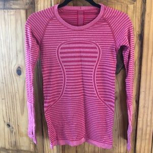 Lulu lemon long sleeve, pink!